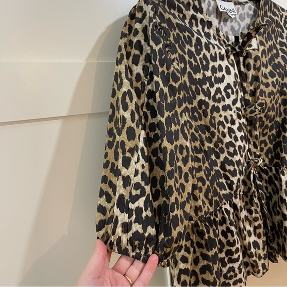 FLASH SALE🔥 NEW! GANNI Leopard Cotton Poplin Peplum Tie Blouse - Size 40 (M) - Picture 5 of 11